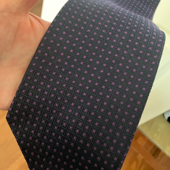 Vintage Geoffrey Beene Black Purple Print Tie - Picture 3 of 6